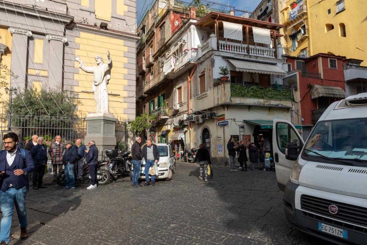 Apartment With Sea View With 2 Lifts Above Montesanto! Napoli Exterior foto