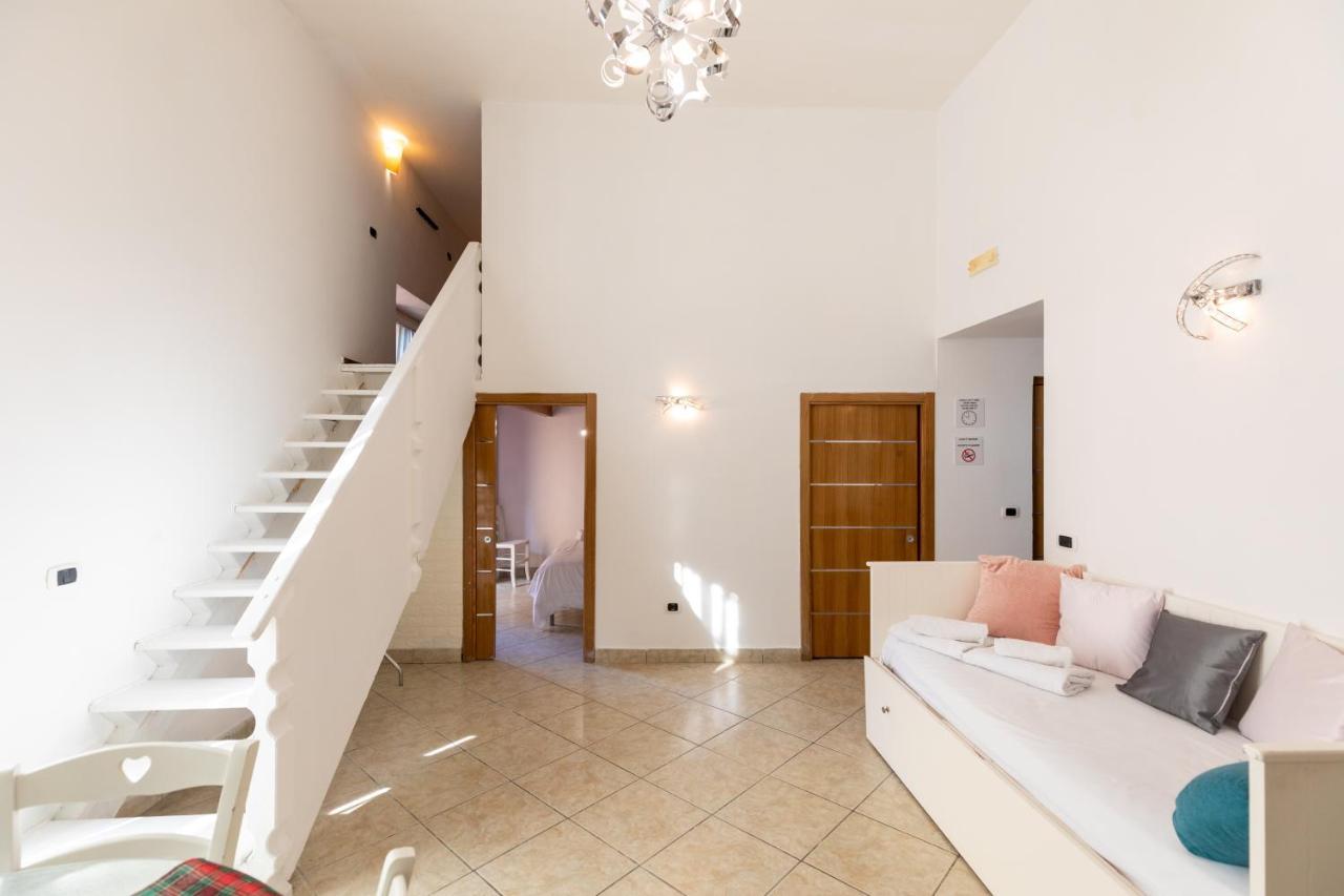 Apartment With Sea View With 2 Lifts Above Montesanto! Napoli Exterior foto