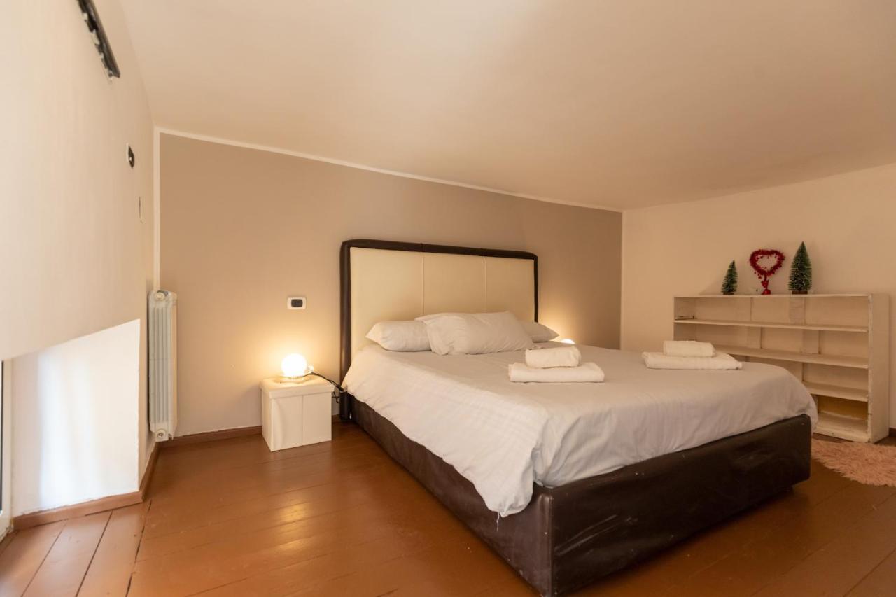 Apartment With Sea View With 2 Lifts Above Montesanto! Napoli Exterior foto