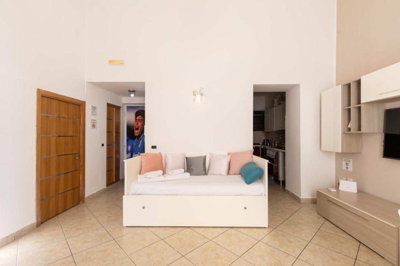Apartment With Sea View With 2 Lifts Above Montesanto! Napoli Exterior foto