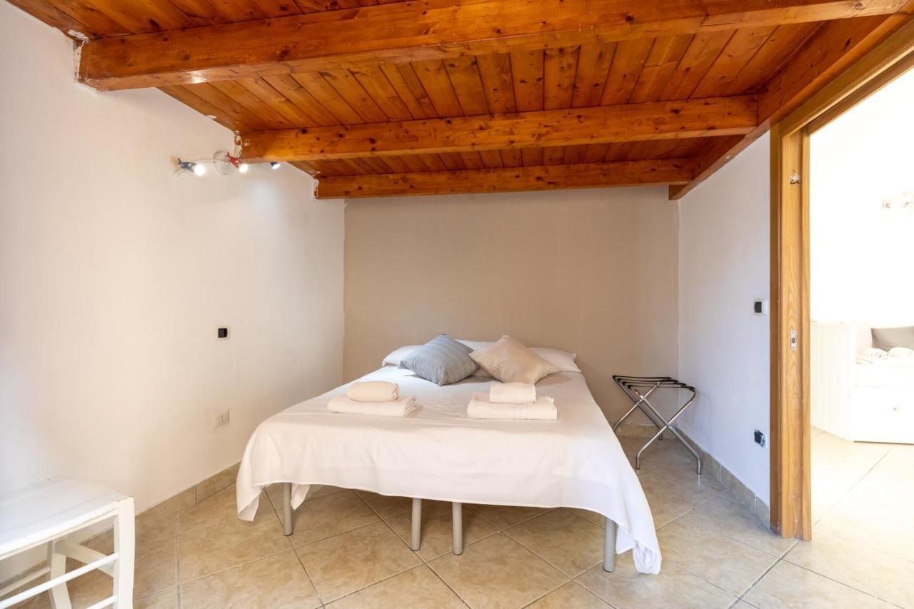 Apartment With Sea View With 2 Lifts Above Montesanto! Napoli Exterior foto